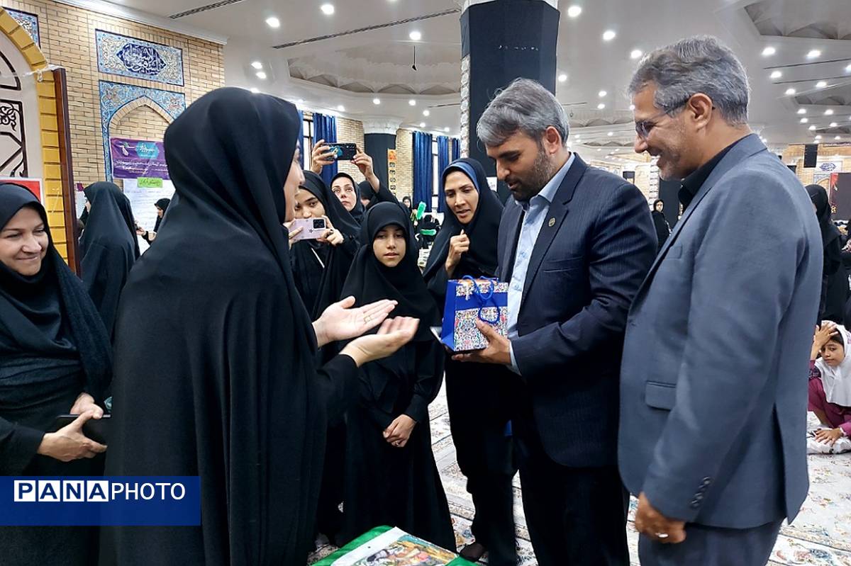 اجتماع بزرگ دختران عاشورایی منطقه 