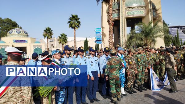 مراسم اولین سالگرد شهادت  سید حسن نصرالله، شهید حاج عباس نیلفروشان و سید هاشم صفی الدین در گلستان شهدا اصفهان 