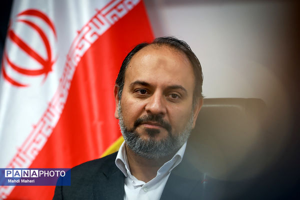 وبینار هم‌افزایی و همکاری در اجرای مطلوب غربالگری دانش‌آموزان متوسطه