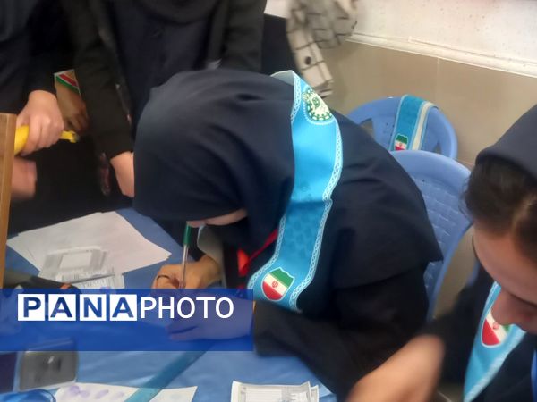 انتخابات شورای دانش‌آموزی راهی برای فردای بهتر مدرسه