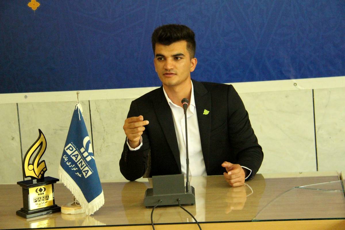 خبرنگاران، صدای جامعه و امیدآفرینان مردم هستند
