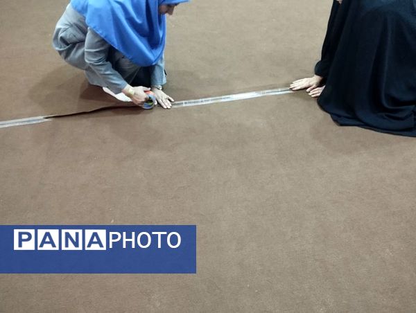 غبارروبی نمازخانه‌های مدارس قشم در آستانه سال تحصیلی جدید