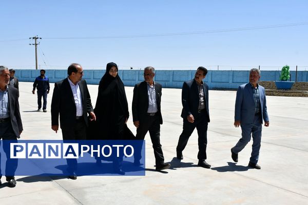 بازدید فرماندار و مدیر آموزش و پرورش مه ولات از مجموعه هنرستان کشاورزی امام خمینی (ره)