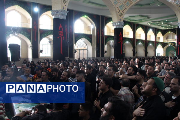 وداع یزد با شهید مدافع وطن
