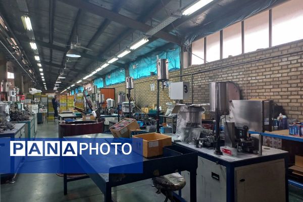 علم در صحنه عمل؛ گردش علمی دانش‌آموزان باقرالعلوم در کارخانه کیان صفا