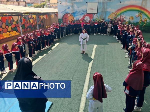 اجرای برنامه‌های ورزشی دبستان ارمغان هستی ناحیه 3 کرج در هفته تربیت‌بدنی 