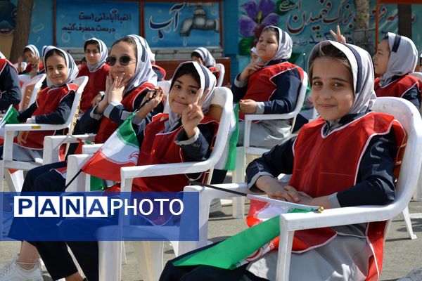 برگزاری المپیاد ورزشی درون مدرسه‌ای در بهارستان‌دو