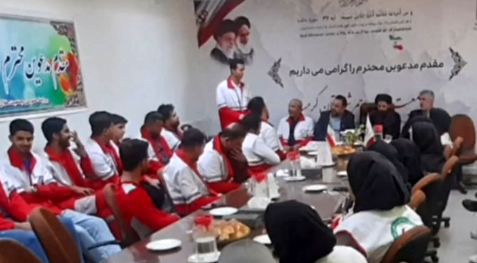مراسم تجلیل از اعضای هلال احمر شهرستان گرمسار