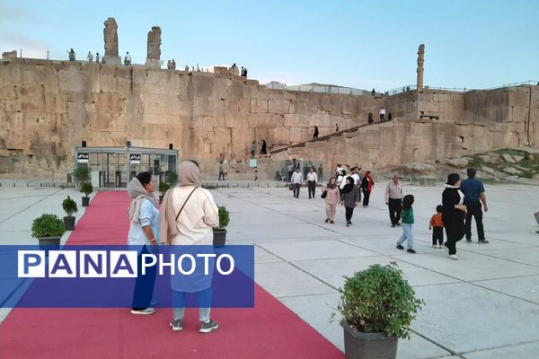 تخت جمشید نمادی از شکوه و عظمت در ایران باستان