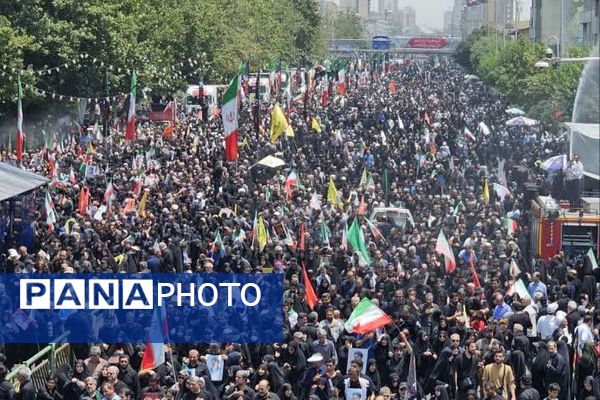 بدرقه یاران انقلاب در حرم حضرت عبدالعظیم (ع) شهرری