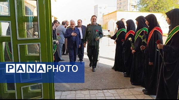 یادواره شهدا در اسدآباد 