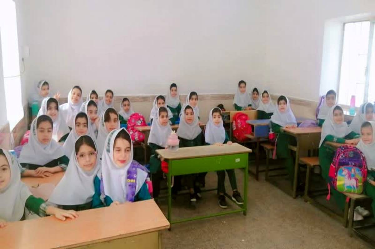بازسازی ۸ کلاس درس و آغاز احداث دبستان جدید در جنت‌مکان
