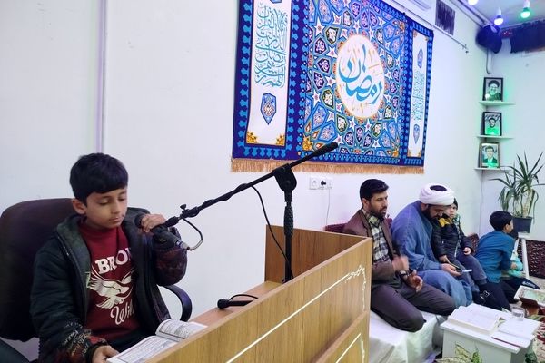 محفل انس با قرآن کریم در ماه مبارک رمضان در کاشمر