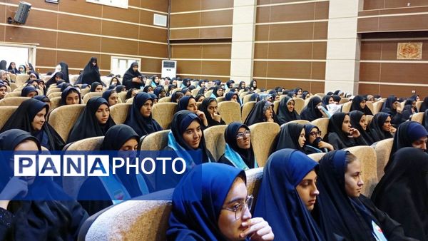 مراسم جشن روز دختر به‌مناسبت ولادت با سعادت حضرت معصومه(س) در شهر ساوه 