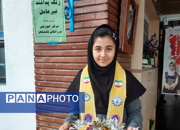 گرامیداشت هفته پدافند غیرعامل در دبیرستان فرزانگان قائمشهر