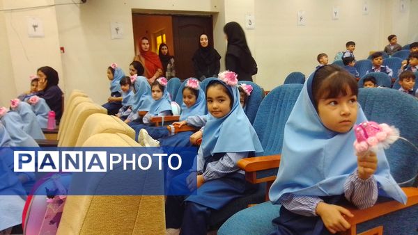 برگزاری جشن غنچه‌ها در سالن ارشاد شهرستان سملقان