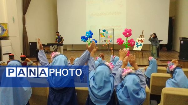 برگزاری جشن غنچه‌ها در سالن ارشاد شهرستان سملقان