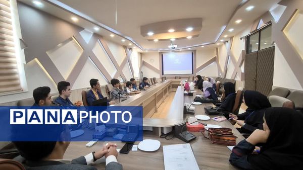 تجلیل مدیر آموزش و پرورش شهرستان شاهرود از خبرنگاران فعال پانا