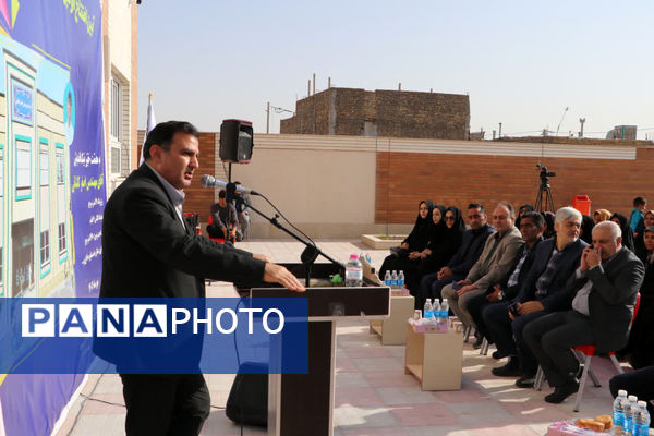  افتتاح مدرسه خیرساز مهندس اصغر کاشانی در کاشان