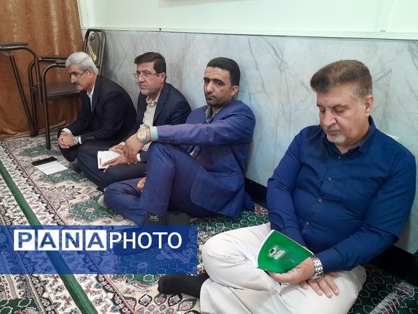مراسم سالروز ارتحال حضرت امام خمینی رحمت الله علیه در اداره کل آموزش و پرورش استان بوشهر