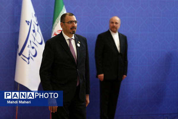 ورود مهمانان مراسم تحلیف رئیس‌جمهوری به مجلس شورای اسلامی 