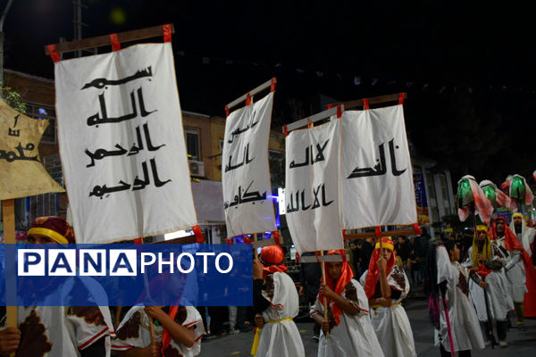 کاروان نمادین اسرای کربلا به مناسبت شهادت حضرت رقیه(س) در تربت‌حیدریه