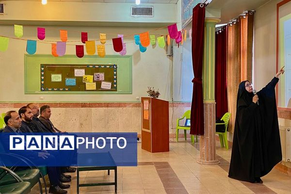 تمرکز بر ارتقای مهارت‌های مدیریتی و آموزشی در کارگاه‌های توانمندسازی ورامین