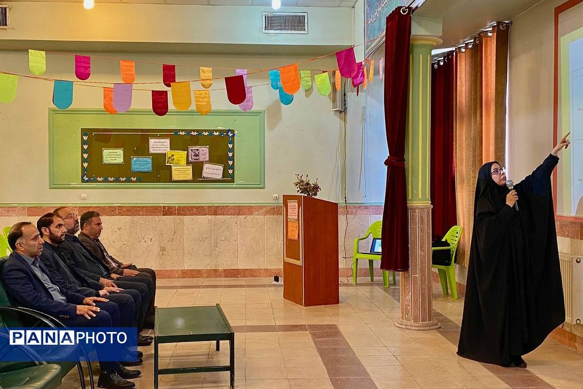 تمرکز بر ارتقای مهارت‌های مدیریتی و آموزشی در کارگاه‌های توانمندسازی ورامین