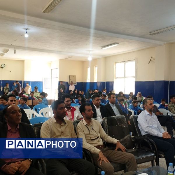 طنین پرشور دانشآموزان در کلاسها، همزمان با بازگشایی مدارس