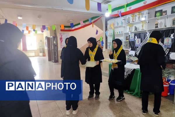برپایی موکب به‌مناسبت سالروز شهادت رئیس جمهور و همراهان در دبیرستان شاهد 16