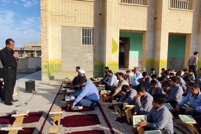 محافل انس با قرآن در مدارس باید تقویت شود
