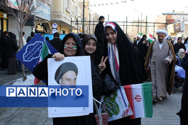 حس و حال نوجوانان در جشن چهل و ششمین سالگرد پیروزی انقلاب اسلامی 