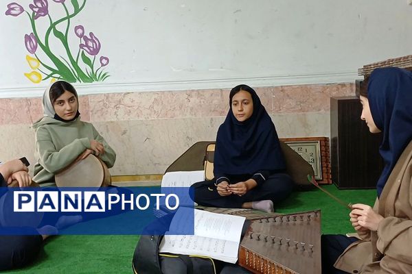 هفته ماها با کشف استعدادهای برتر هنری در زینبیه۲