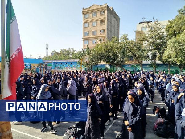 مهر در مدرسه مهدی خدابنده