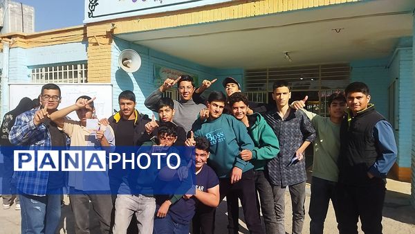 انتخابات شورای دانش آموزی در دبیرستان شاهد ابوذر غفاری نیشابور 