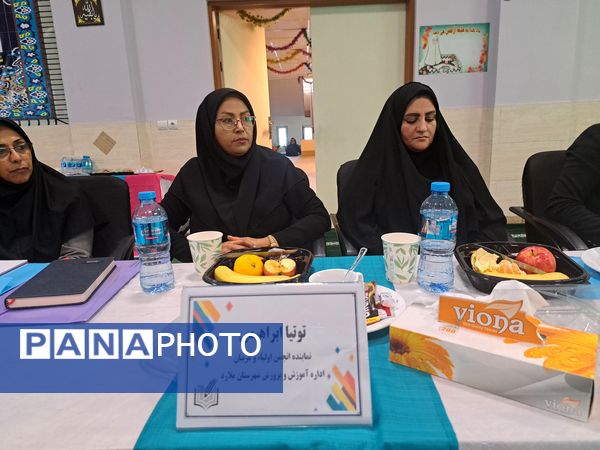 جلسه شورای آموزش و پرورش شهرستان ملارد در مدرسه مالک اشتر روستای قپچاق صفادشت