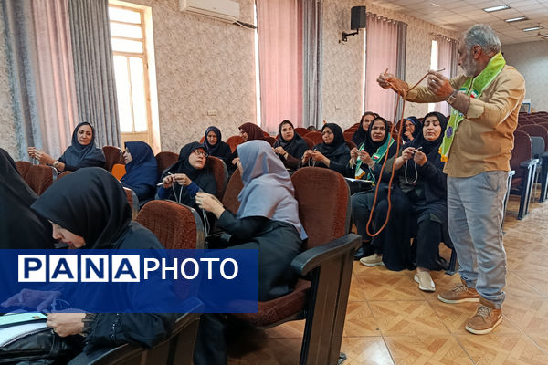 برگزاری کارگاه آموزشی ویژه مربیان پیشتاز ناحیه ۴ شیراز 