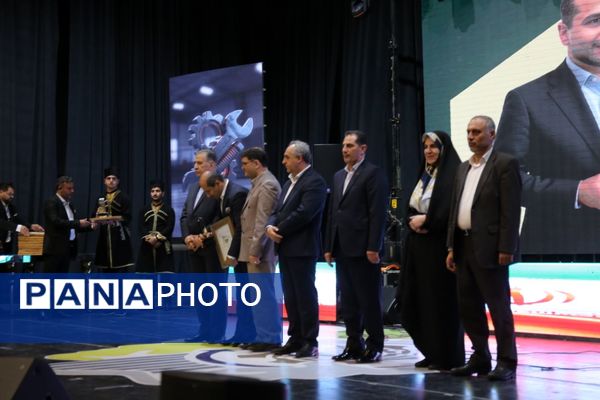 مراسم روز صنعت و معدن در تبریز