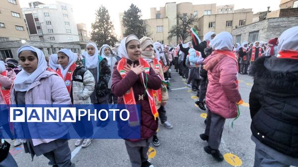 شروعی به شکوه صبحگاهی دبستان صائب تبریز