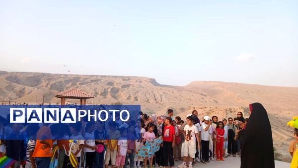 پرواز بادبادک‌‌ها در روز کودک 