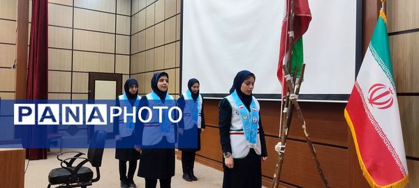  تقدیر از معاونان، مربیان پرورشی و مشاوران مدارس رباط‌کریم 
