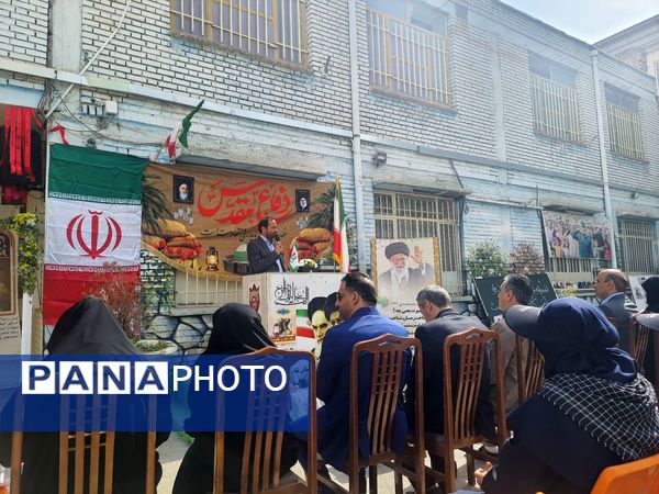 مراسم باشکوه زنگ ایثار و مقاومت در مدرسه شاهد تکتم ناحیه ۳