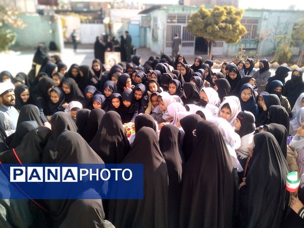 مراسم وداع با شهید گمنام در دبیرستان غیر دولتی شهید صحرایی