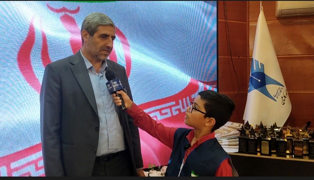 ویژه برنامه جشن ستارگان دانش آموزان دبستان غیر دولتی پسرانه سما واحد کاشان 