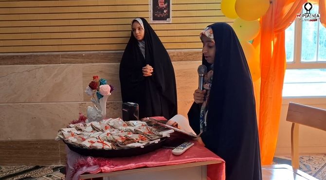 برگزاری جشن جوانه ها در دبیرستان کوثر شهر کهک قم
