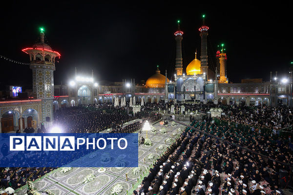 آیین شمعدان‌گردانی و خطبه خوانی شام رحلت حضرت معصومه(س)