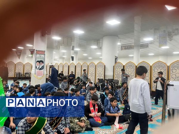 استقبال پرشور دانش‌آموزان جم از شهید گمنام در آستانه شهادت حضرت زهرا(س)