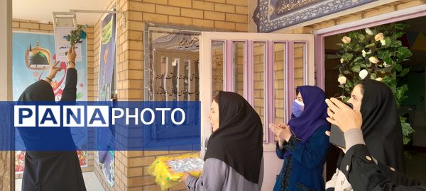 نواختن زنگ نماز با شعار «مِهر با مُهر» در مدارس شهرستان ملارد همزمان با آغاز سال تحصیلی
