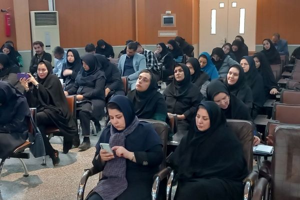 همایش هفته بهداشت روان مشاوران مدارس ناحیه ۶ مشهد