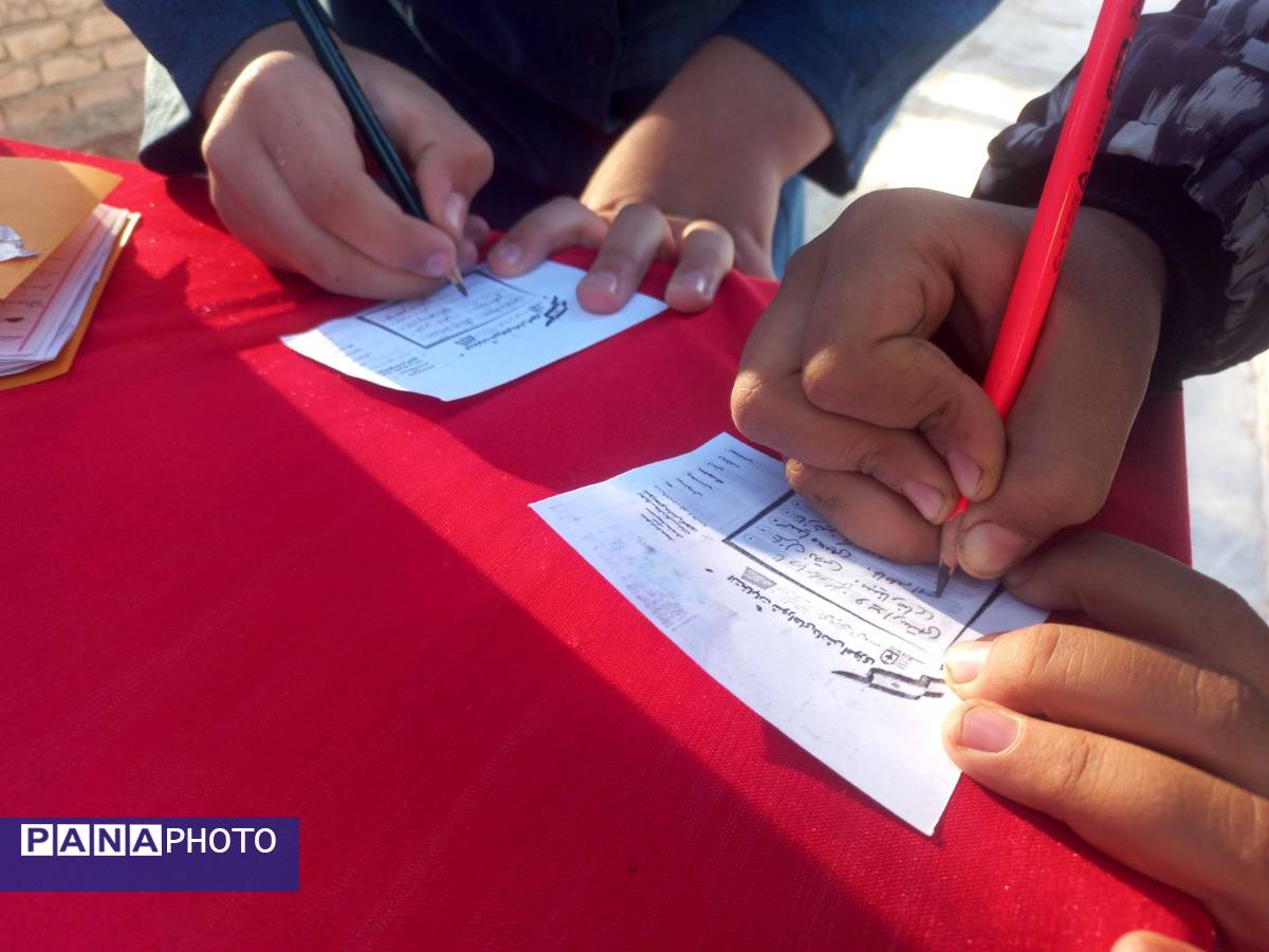 انتخابات شورای دانش آموزی در مدرسه فرهنگ خلیل آباد